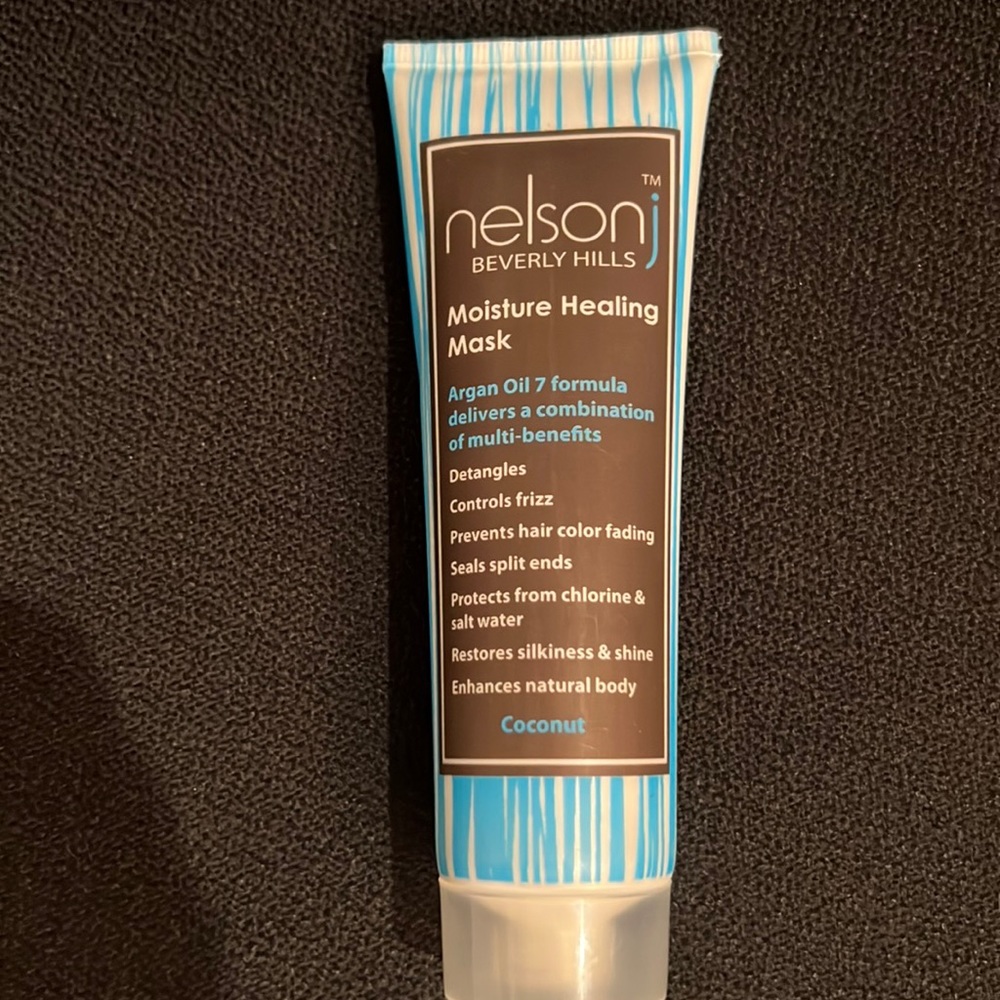 Nelson J moisture healing mask